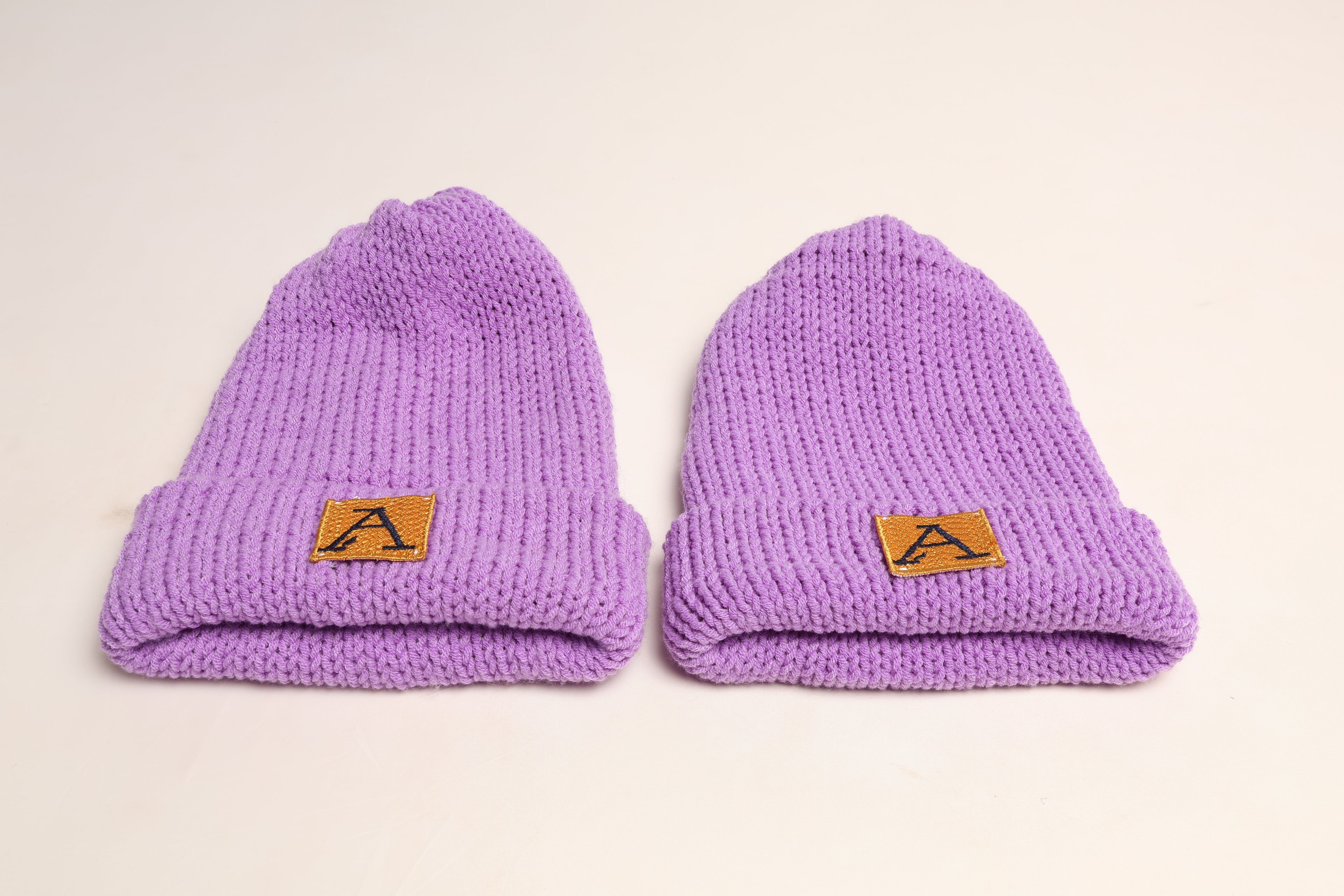 Aciry Handgemachte Winter-Bundle: Mütze + Schal